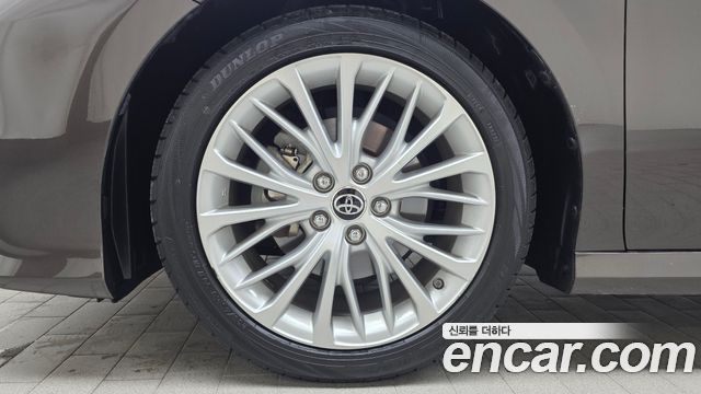 Toyota Camry XV70 2.5 - фото 4