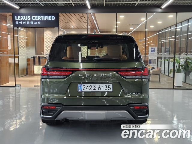Lexus LX 4-го поколения 700h VIP - фото 3