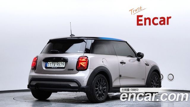 Mini Cooper Gen Z Edition 3rd - фото 1