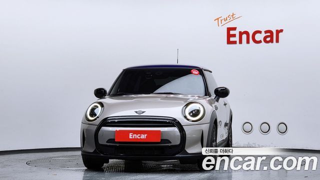 Mini Cooper Gen Z Edition 3rd - фото 2