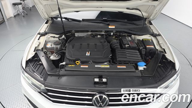 Volkswagen Passat B8 2.0 TDI Premium - фото 4