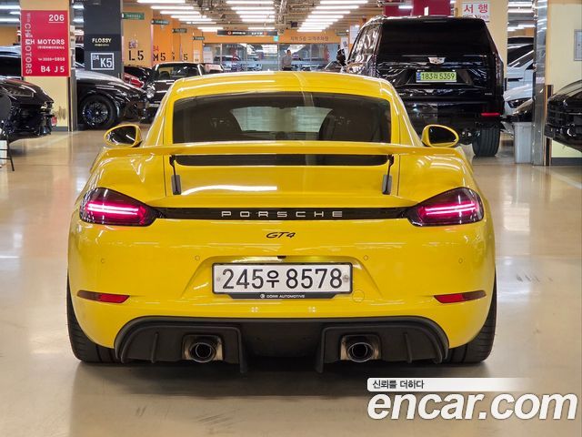 Porsche 718 Cayman 4.0 GT4 - фото 4
