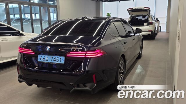 BMW i5 G60 eDrive 40 M Sport - фото 1