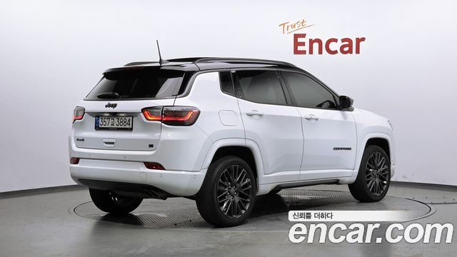 Jeep Compass 2-го поколения S 2.4 AWD - фото 1