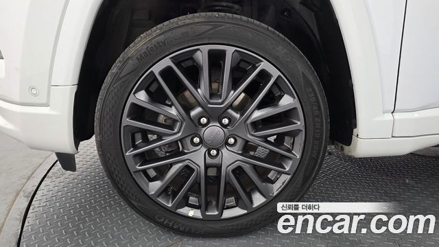 Jeep Compass 2-го поколения S 2.4 AWD - фото 4