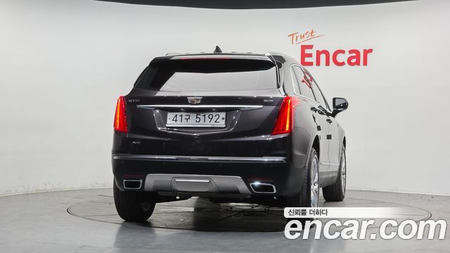 Cadillac XT5 3.6 Platinum - фото 3