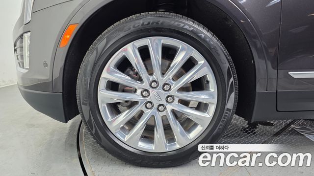Cadillac XT5 3.6 Platinum - фото 4