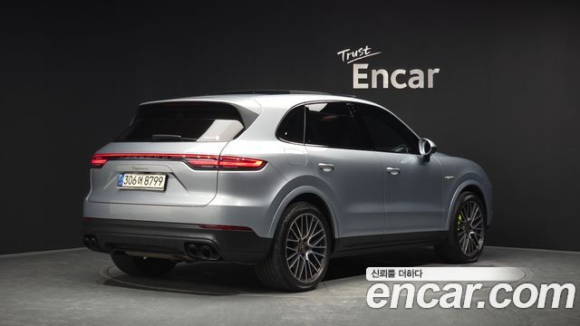 Porsche Cayenne PO536 3.0 E-Hybrid - фото 1