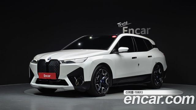 BMW iX xDrive50 Sports Plus - фото 0