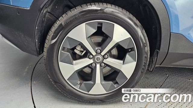 Volvo XC40 B4 Ultimate Bright - фото 4