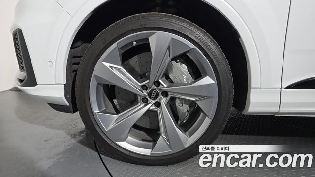 Audi SQ7 4.0 TFSI Quattro - фото 4