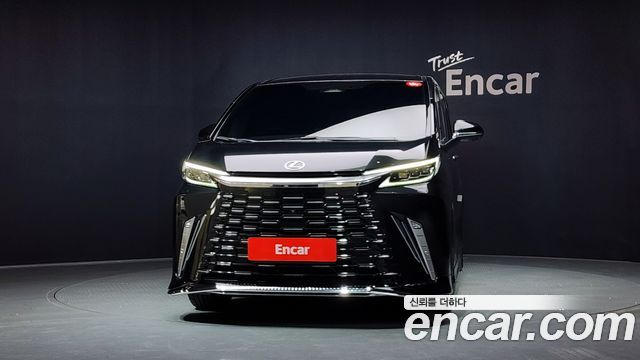 Lexus LM 2-го поколения 500h Royal - фото 2