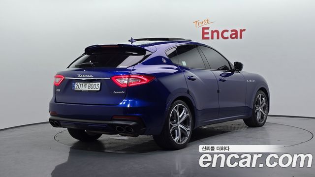 Maserati Levante 3.8 GTS AWD - фото 1