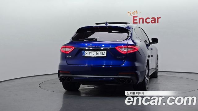 Maserati Levante 3.8 GTS AWD - фото 3