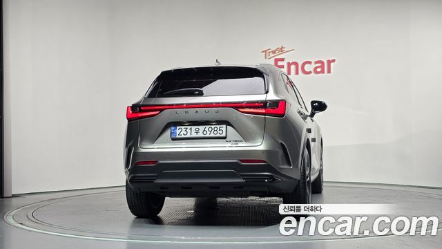 Lexus NX 350h 2-го поколения Premium - фото 3
