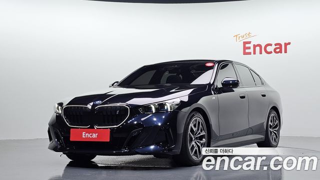 BMW i5 G60 eDrive 40 M Sport - фото 0