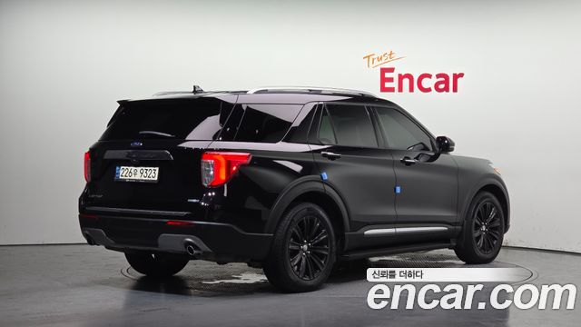Ford Explorer 6-го поколения 2.3 LimIted 4WD - фото 1