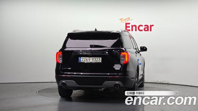 Ford Explorer 6-го поколения 2.3 LimIted 4WD - фото 3