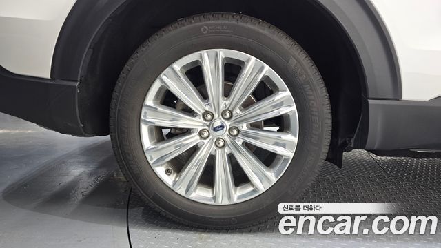 Ford Explorer 6-го поколения 2.3 LimIted 4WD - фото 3