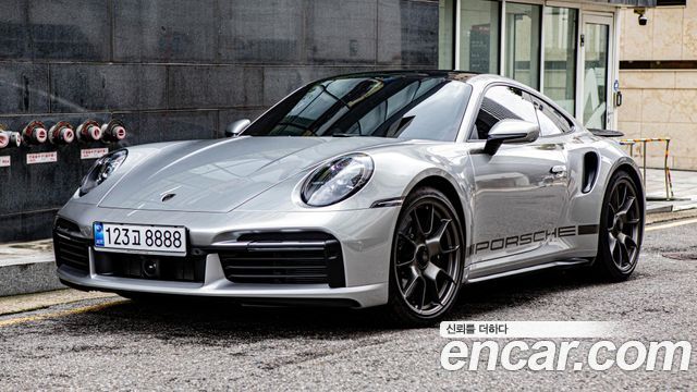 Porsche 911 Turbo 50th Edition - фото 0