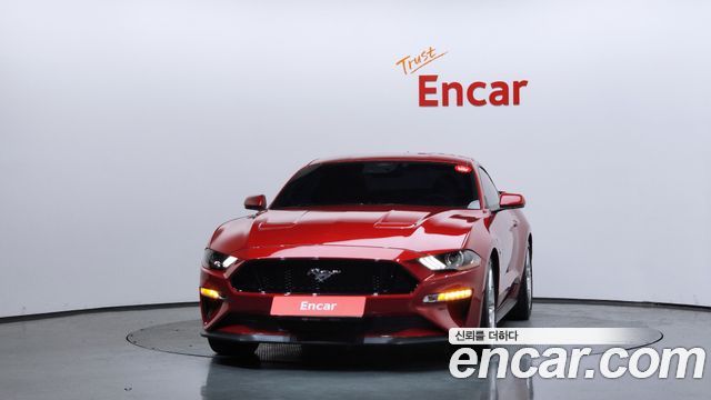 Ford Mustang GT Coupe - фото 2