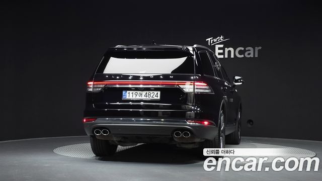 Lincoln Aviator 2-го поколения 3.0 Reserve AWD - фото 3