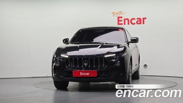 Maserati Levante 3.0 AWD - фото 2