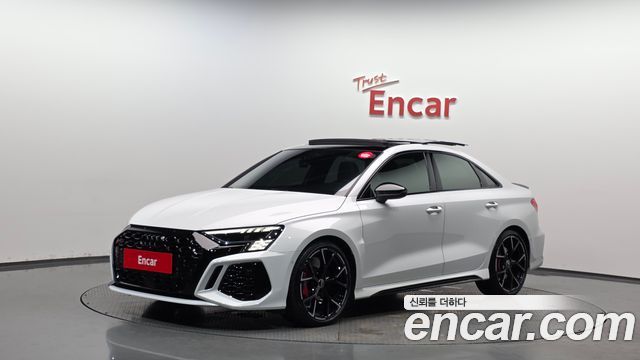 Audi RS3 2.5 TFSI Quattro - фото 0