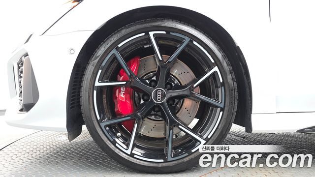 Audi RS3 2.5 TFSI Quattro - фото 4