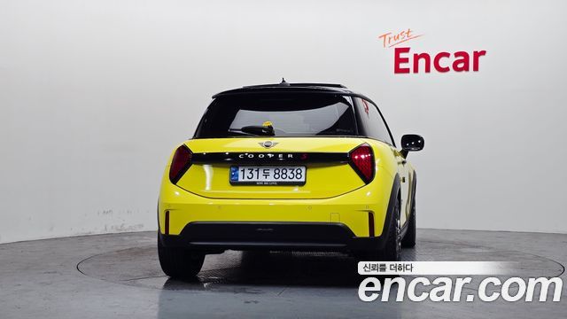 Mini Cooper S 4-го поколения Favoured - фото 3