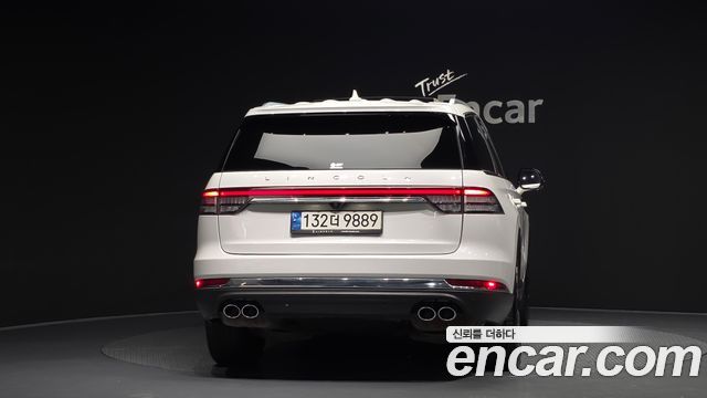 Lincoln Aviator 2-го поколения 3.0 Reserve AWD - фото 3