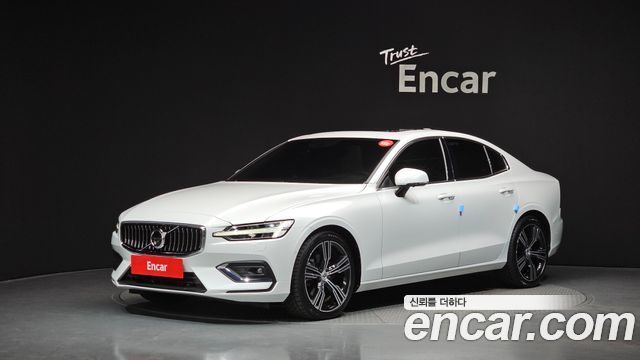 Volvo S60 3-го поколения B5 Inscription - фото 0