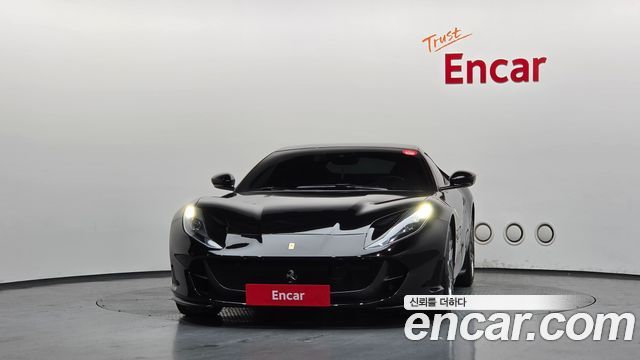 Ferrari 812 6.5 V12 - фото 2