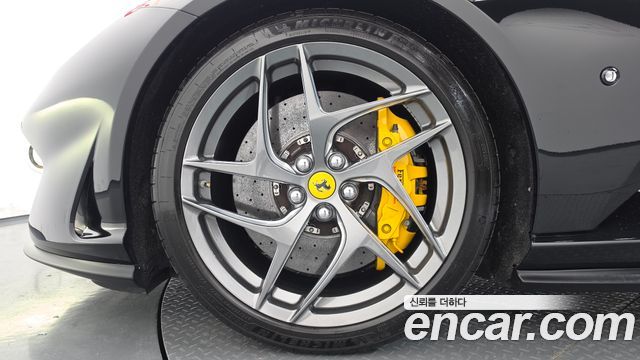 Ferrari 812 6.5 V12 - фото 4