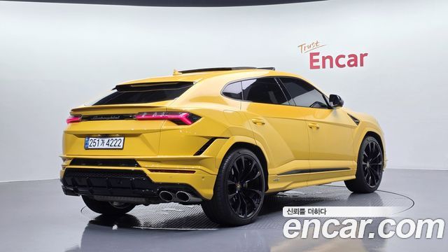 Lamborghini Urus 4.0 V8 S - фото 1