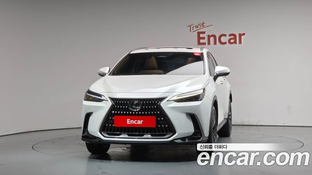 Lexus NX 350h 2-го поколения Premium - фото 2