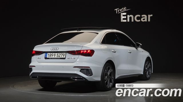 Audi A3 40 TFSI Premium - фото 1