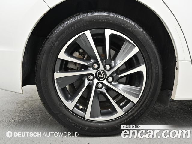 Lexus CT200h 1.8 Supreme ZWA10 - фото 4