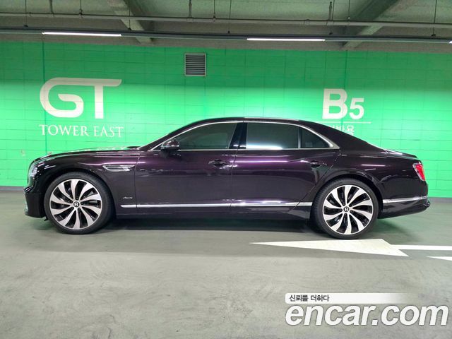 Bentley Flying Spur 3-го поколения 4.0 Azure - фото 2