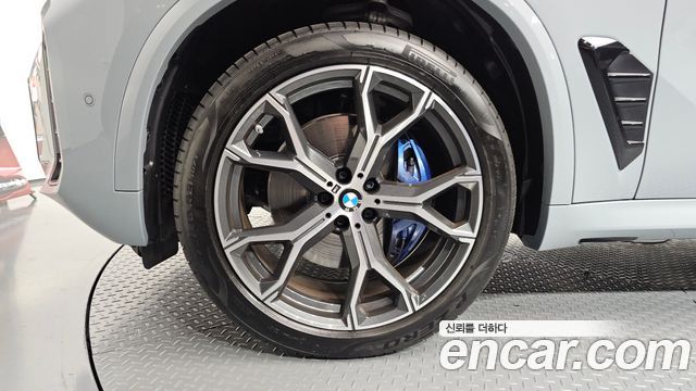 BMW X5 G05 xDrive 40i M Sport - фото 3