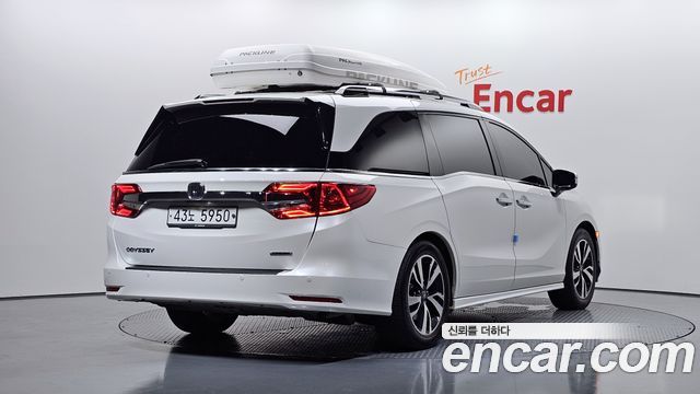 Honda Odyssey 3.5 5th - фото 1