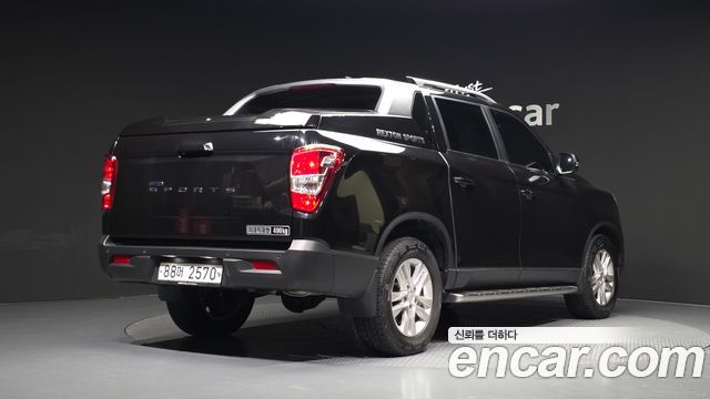 SsangYong Rexton Sports Diesel 2.2 4WD Adventure - фото 1