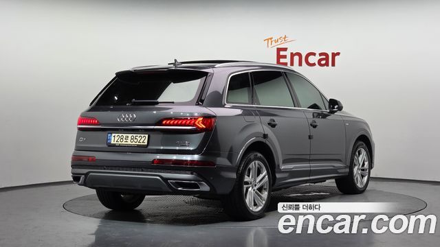 Audi Q7 45 TDI Quattro Premium - фото 1