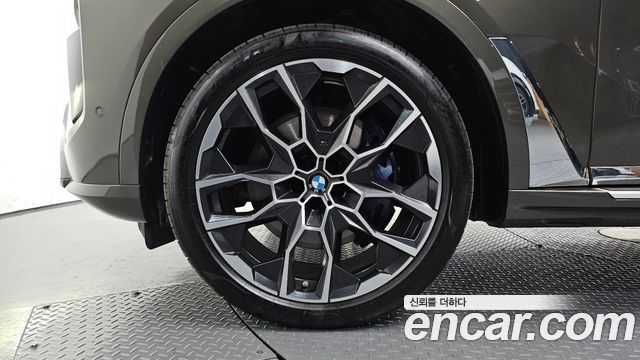 BMW X7 G07 xDrive 40i M Sport 7STR - фото 3