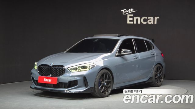 BMW 1 Series F40 M135i xDrive First Edition - фото 0