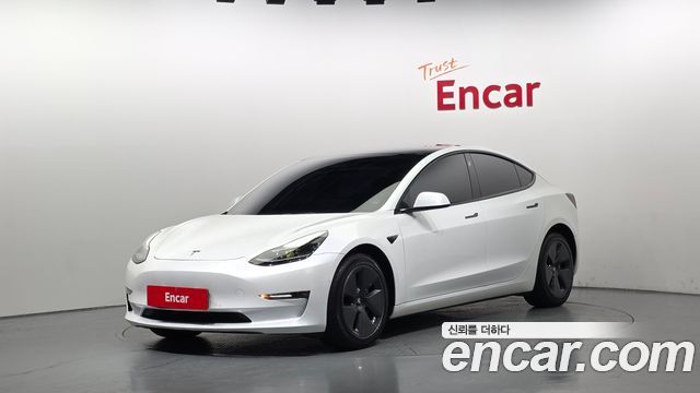 Tesla Model 3 Long Range AWD - фото 0
