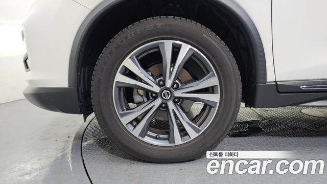 Nissan X-Trail 2.5 4WD - фото 4