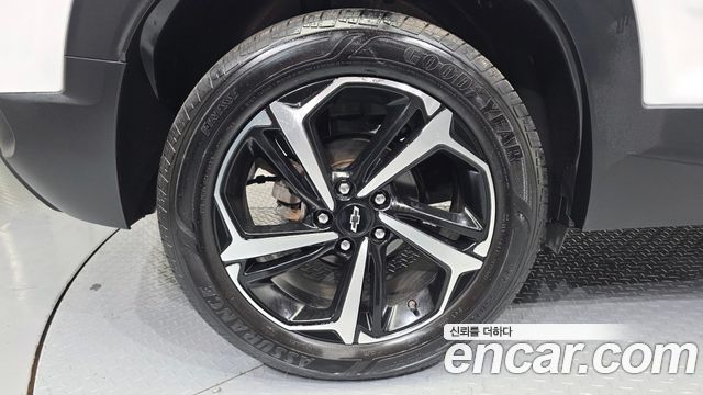 Chevrolet (GM Daewoo) Trailblazer 1.3 Turbo 2WD RS - фото 4