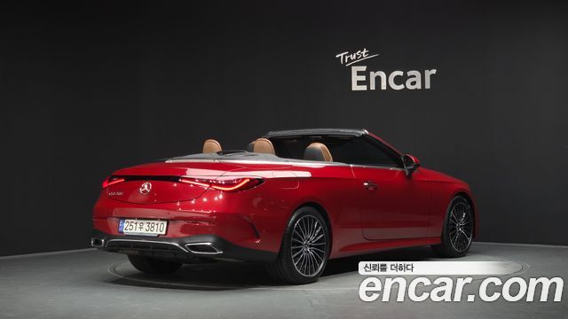 Mercedes-Benz CLE-Class C236 CLE200 Cabriolet - фото 1