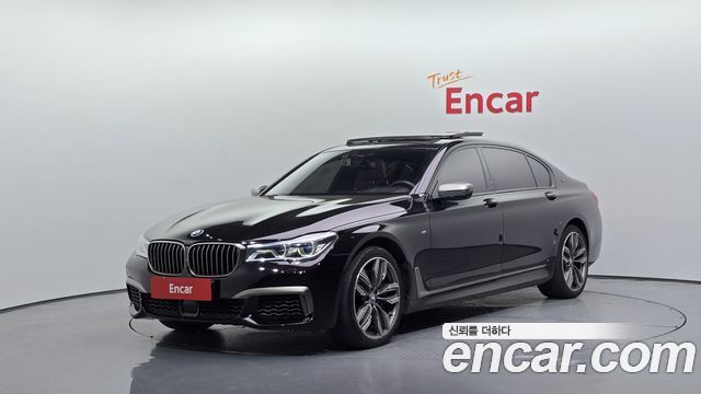 BMW 7 Series G11 M760Li xDrive - фото 0